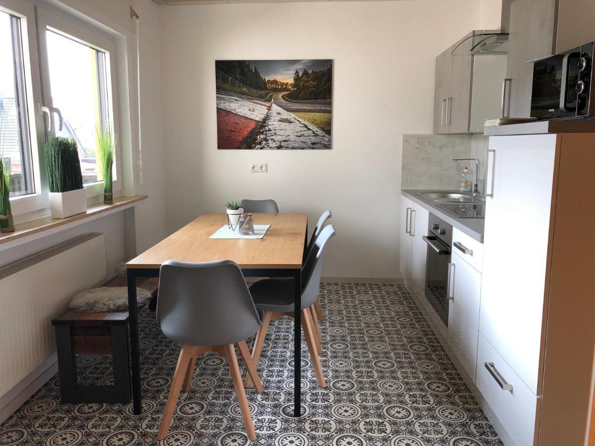 Big Ben'S Guesthouse Müllenbach 외부 사진