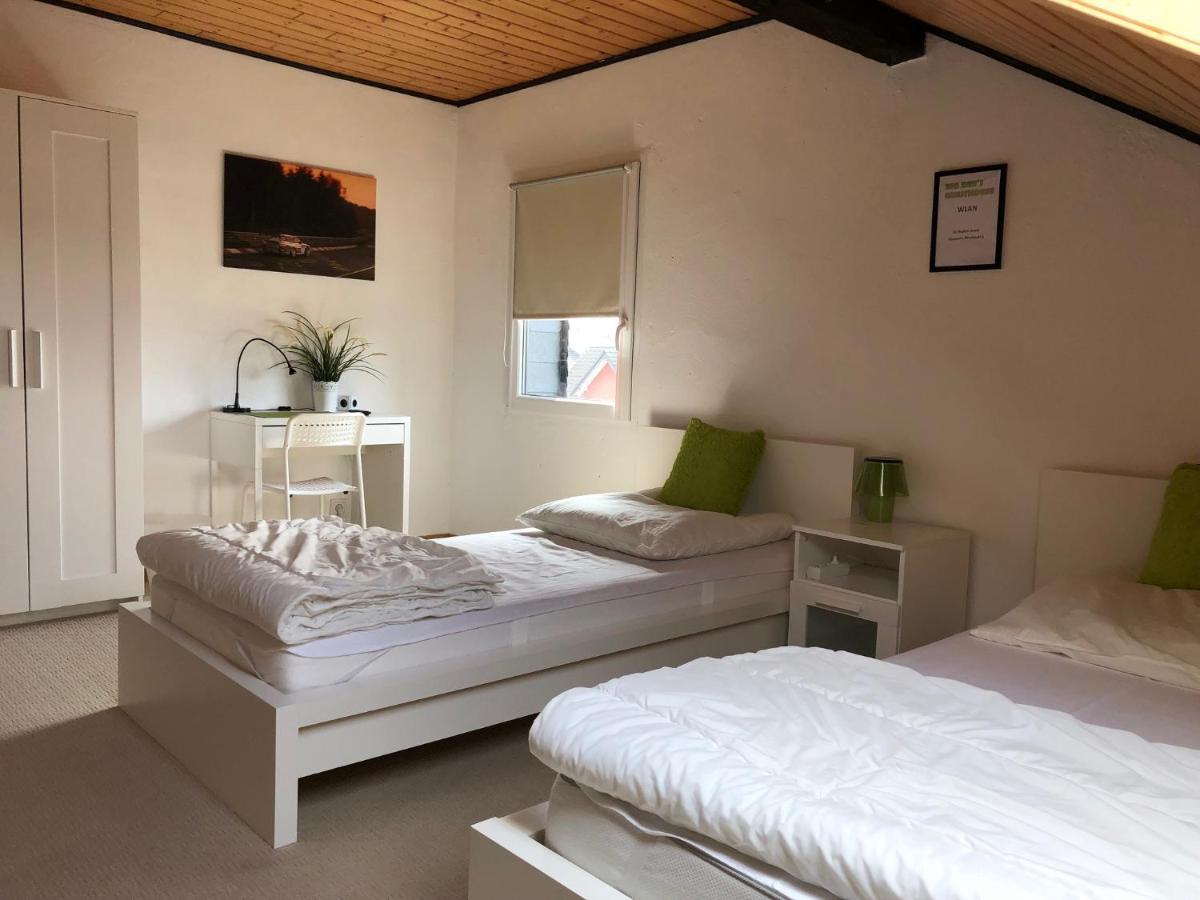 Big Ben'S Guesthouse Müllenbach 외부 사진