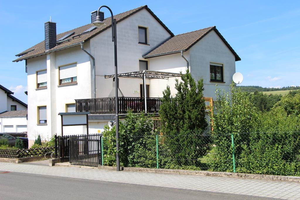 Big Ben'S Guesthouse Müllenbach 외부 사진